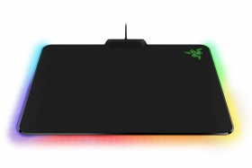 Игровой коврик для мыши Razer Firefly V2. Razer Firefly V2 - Hard Surface Mouse Mat with Chroma - FRML Packaging