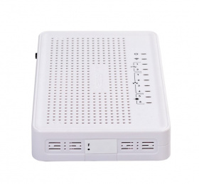 Сервисный маршрутизатор ESR-10, 4х Ethernet 10/100/1000 Base-T, 2х 1000Base-X (SFP),
1х RS-232 (RJ-